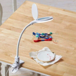 Herrschners Convertible LED Light & Magnifier -Prym Clover Shop 324308 2 22717.1693436011